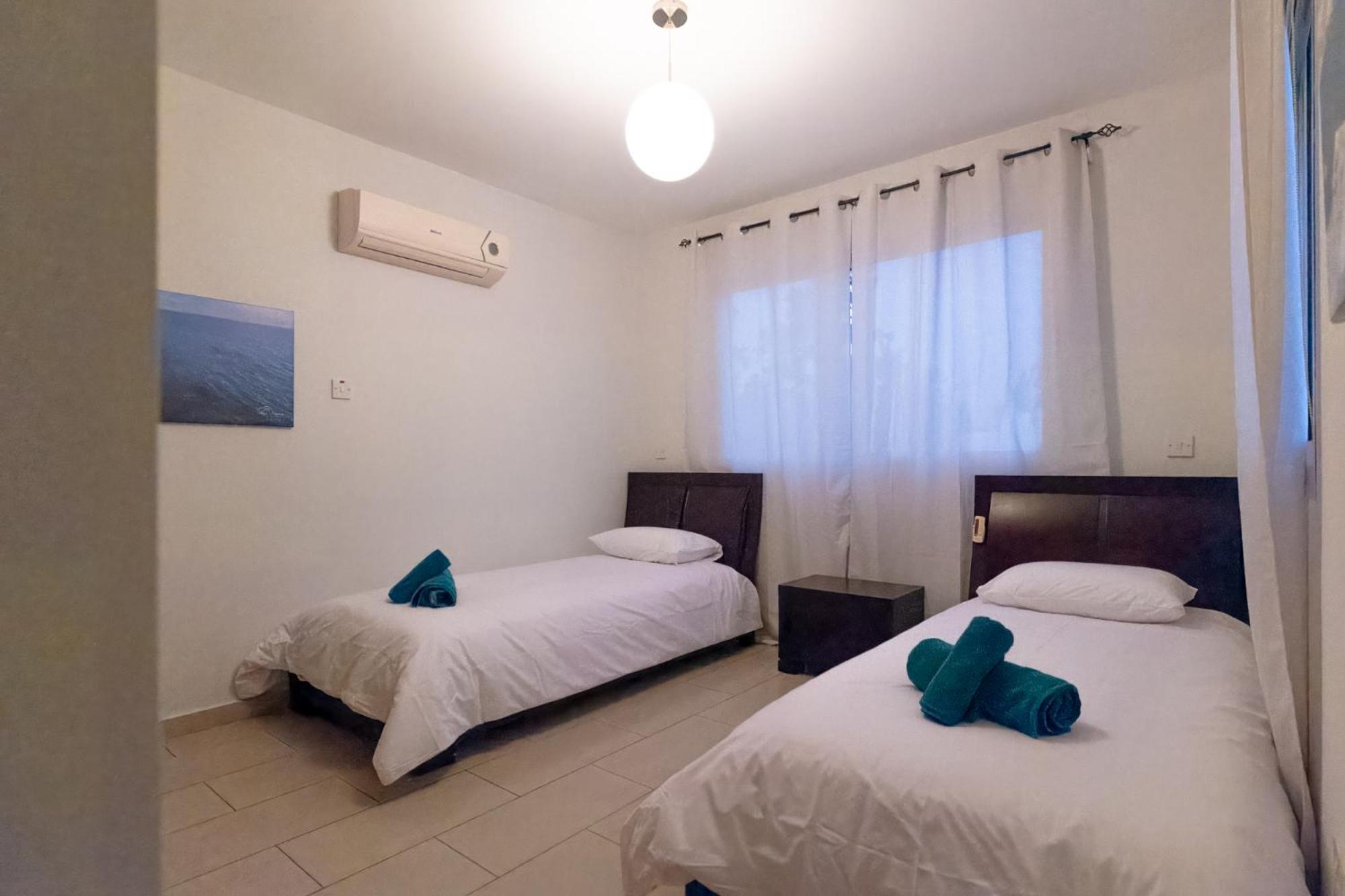 Nefeli Blue-Horizon 2B, Pool, Suites, Big Balconies Paphos Eksteriør bilde
