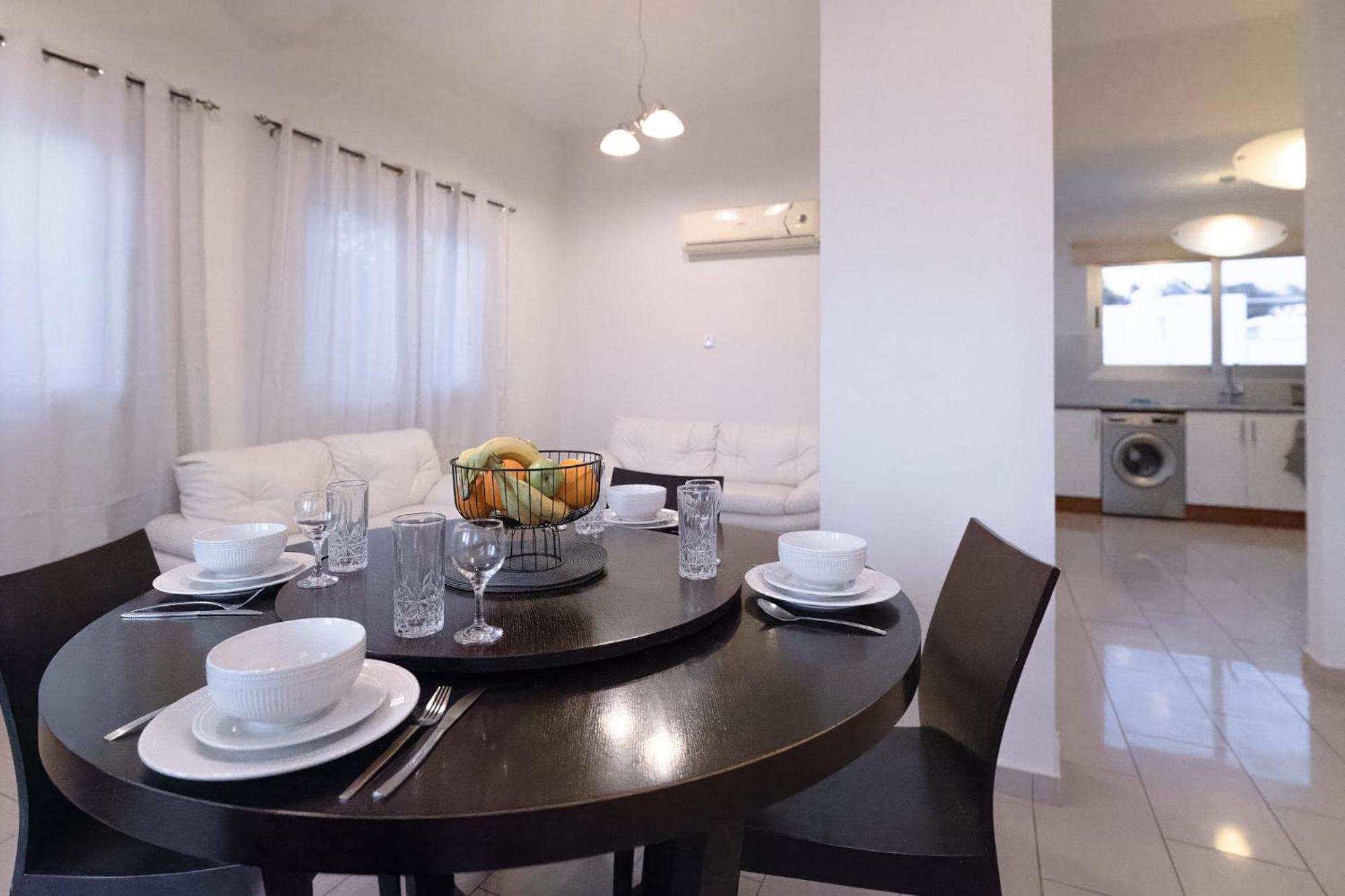 Nefeli Blue-Horizon 2B, Pool, Suites, Big Balconies Paphos Eksteriør bilde